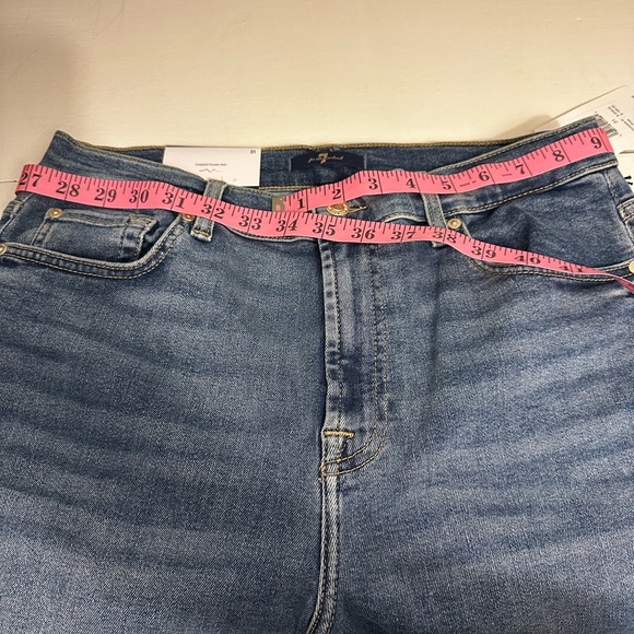7 for All Mankind Cropped Alexa Size 31 - Picture 9 of 9